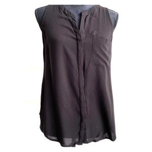Black Old Navy Button Down Sleeveless Blouse